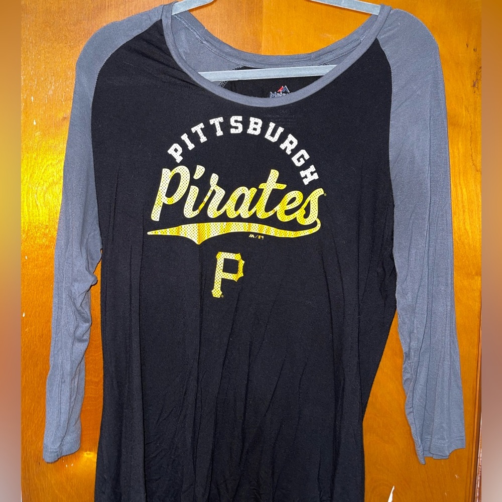 Pittsburgh pirates shirt